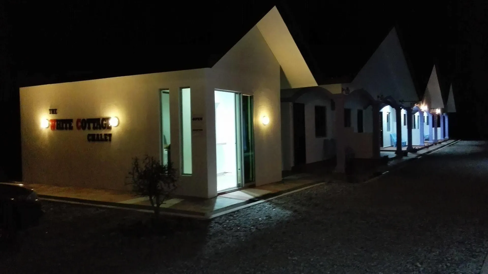 Ξενοδοχείο White Cottage Chalet Λανγκάουι