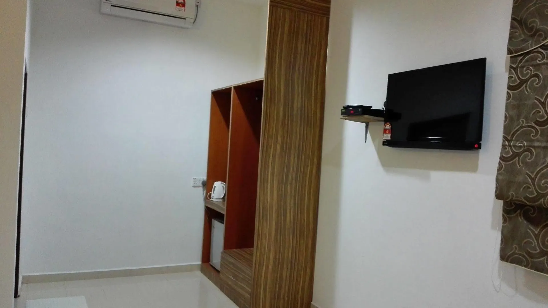 White Cottage Chalet Langkawi فندق
